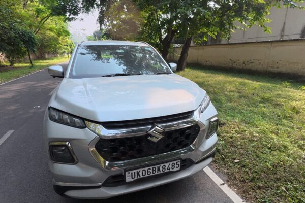 Maruti Suzuki Grand Vitara Sigma base variant 2026 front view