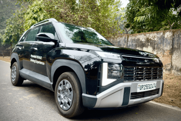 Hyundai Venue HX6T 2026 — front three-quarter view with C-shaped LED DRLs