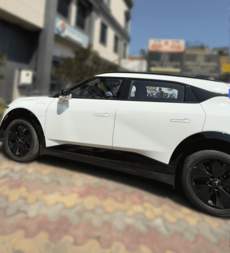 Vinfast VF7 owned by Ravi Manohar